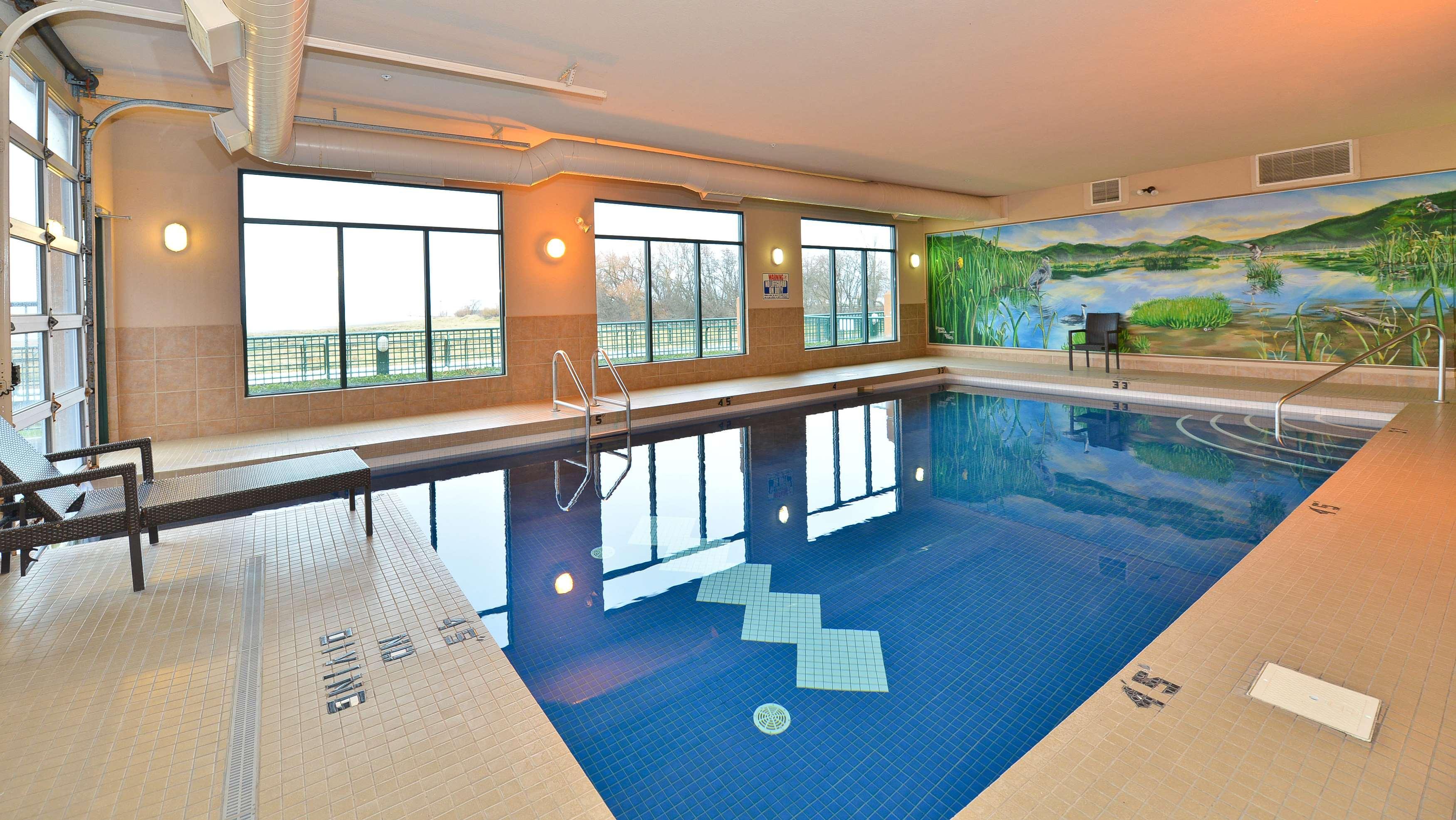 Prestige Harbourfront Resort; BW Premier Collection Salmon Arm Einrichtungen foto