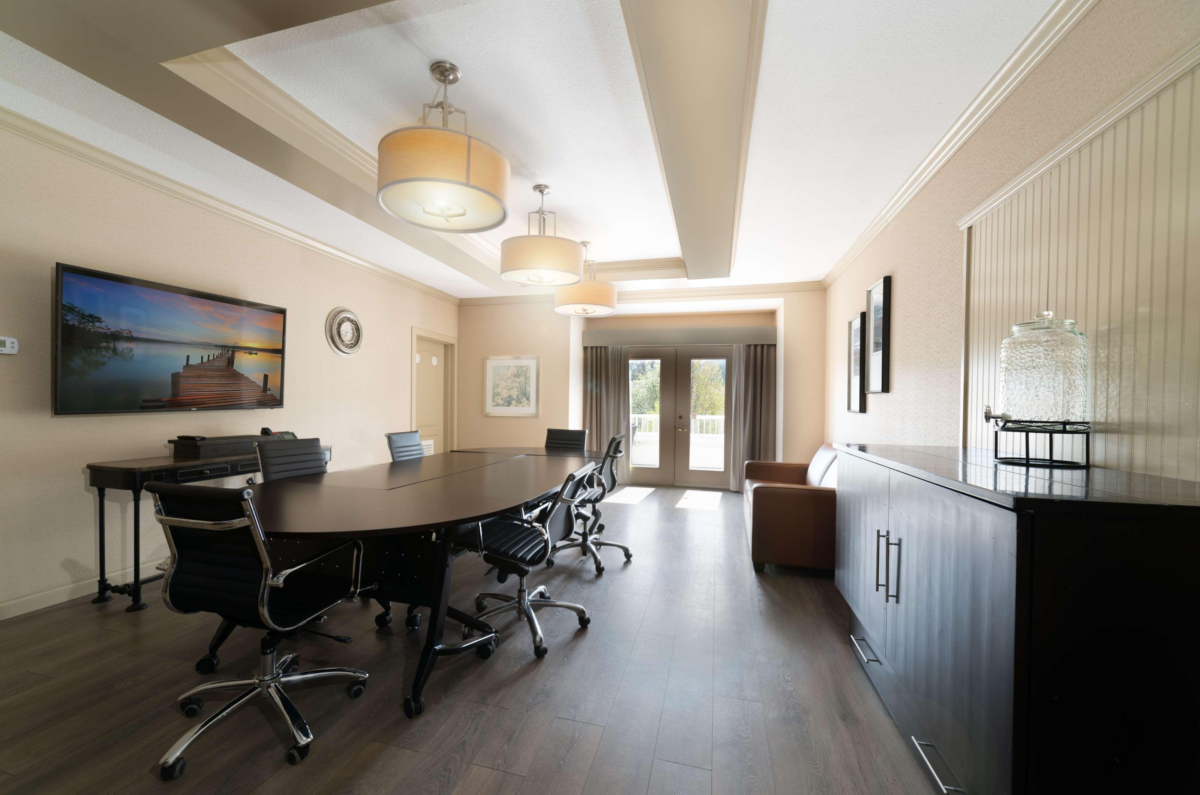 Prestige Harbourfront Resort; BW Premier Collection Salmon Arm Exterior foto