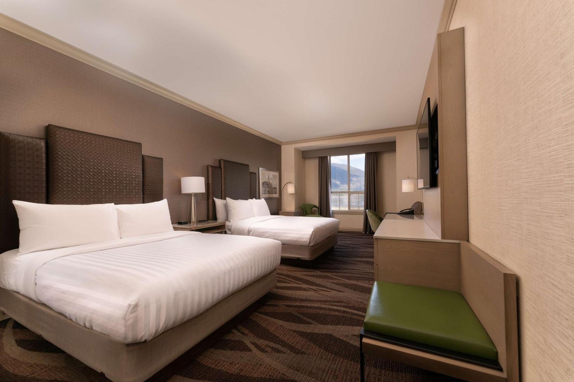 Prestige Harbourfront Resort; BW Premier Collection Salmon Arm Exterior foto